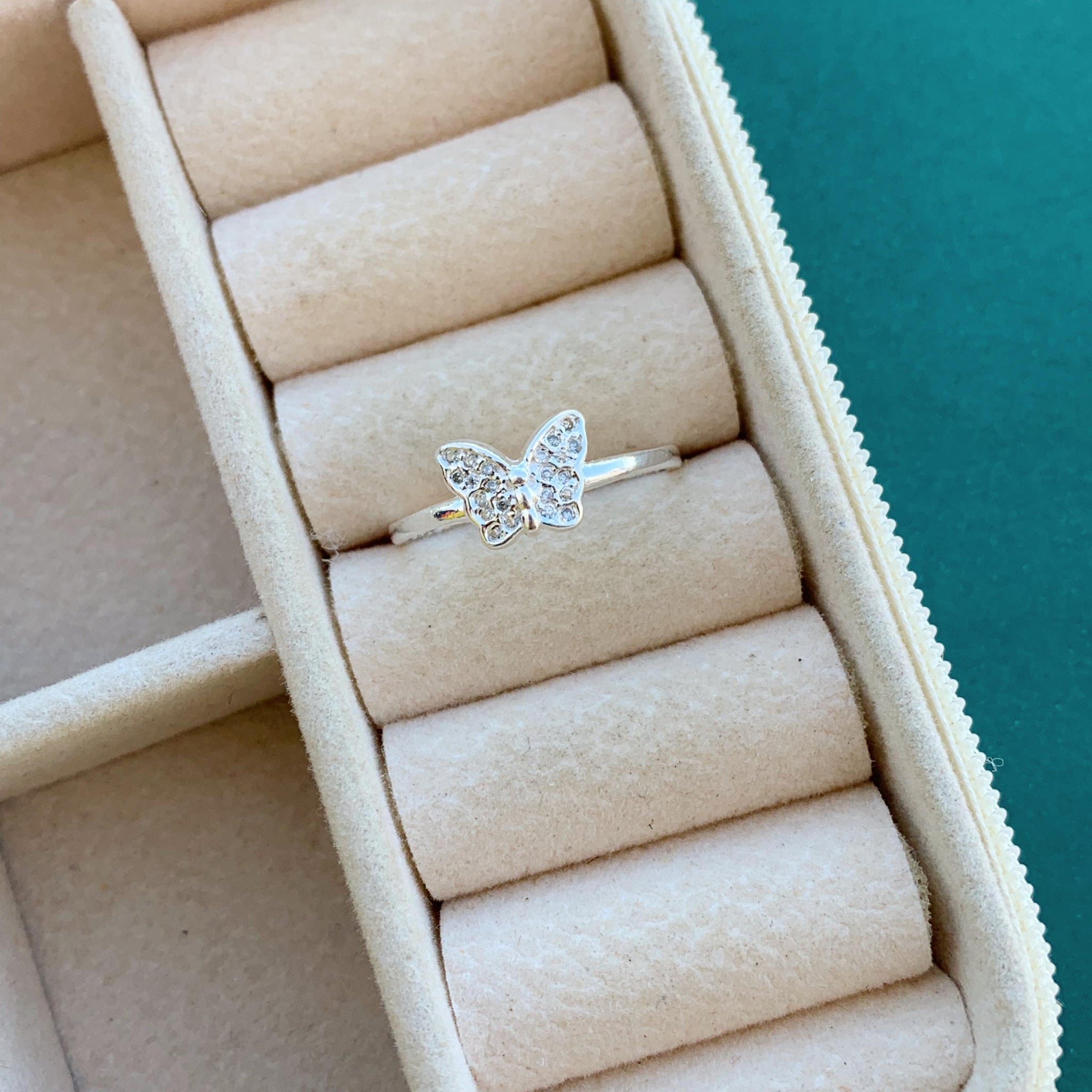 Anel Borboleta Cravejada