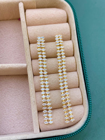 Brinco Franja Zircônia Longo