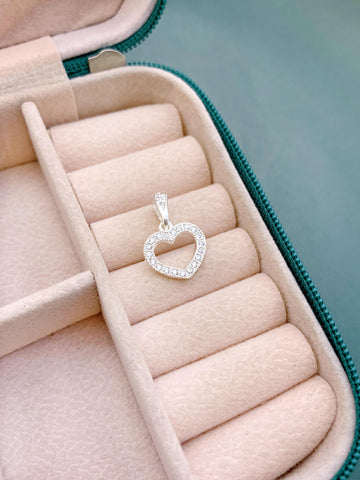 Pingente Coração Vazado Cravejado