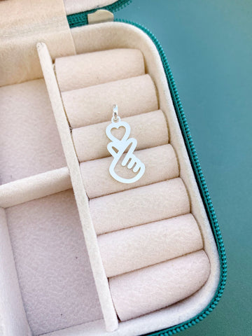 Pingente Coração Coreano Vazado em Prata