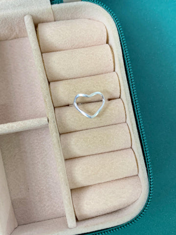 Anel Coração Vazado