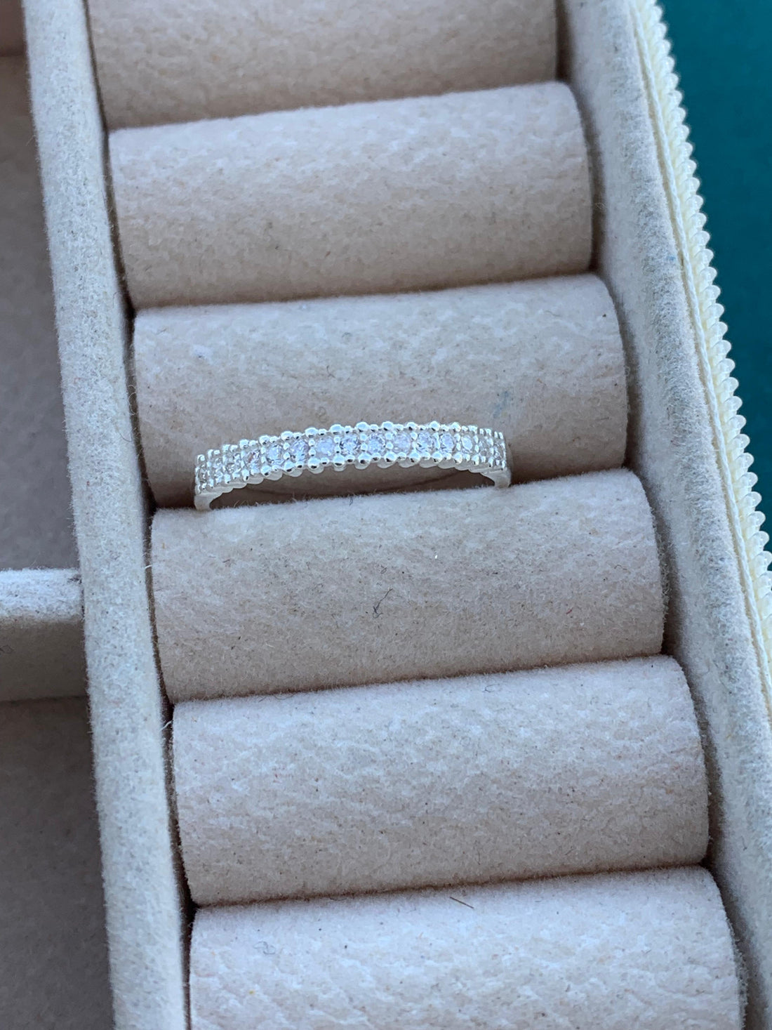 Anel Meia Aliança Zircônia 02