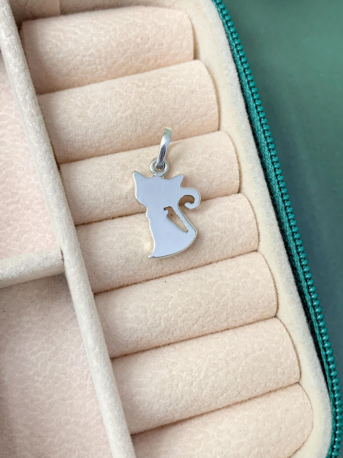 Pingente Gato em Opala