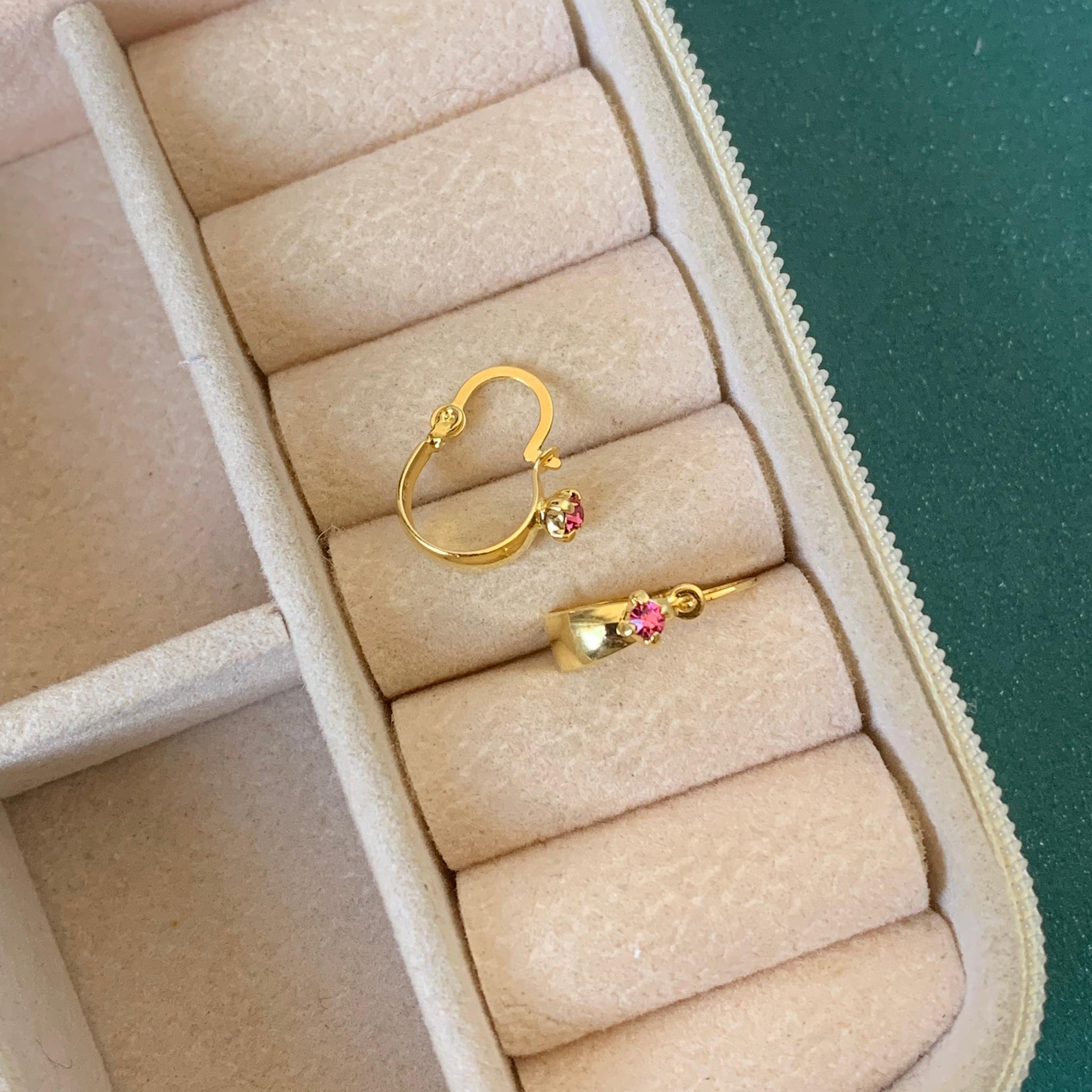 Argola com Ponto de Luz Folheado  - AR011