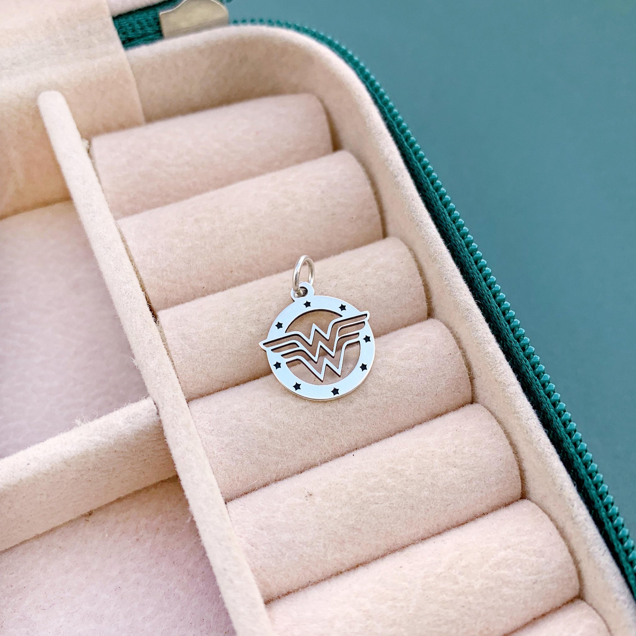 Pingente Mulher Maravilha