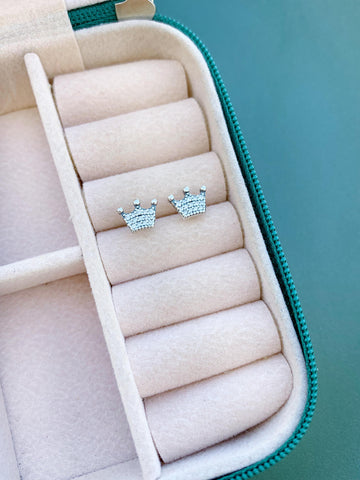 Brinco Coroa Cravejada