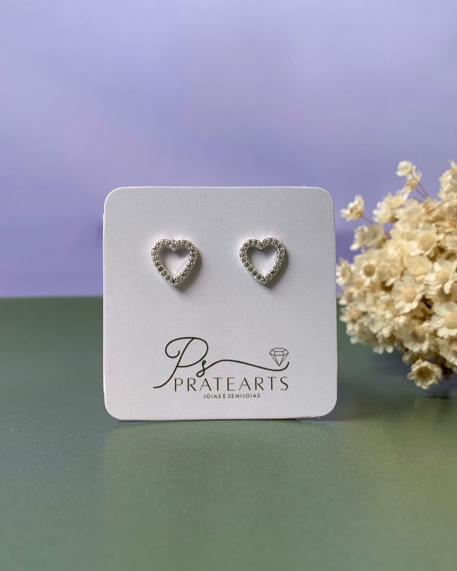 Brinco Coração Cravejado Vazado