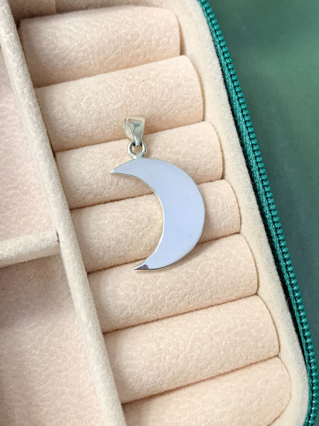 Pingente Meia Lua em Opala