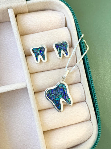 Conjunto Dente em Opala