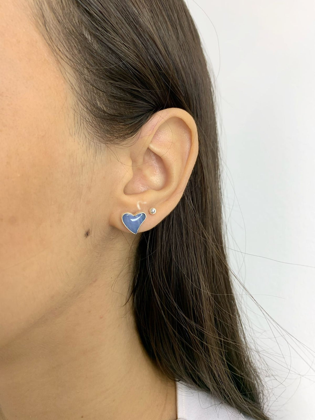 Brinco Coração Torto em Opala Double M