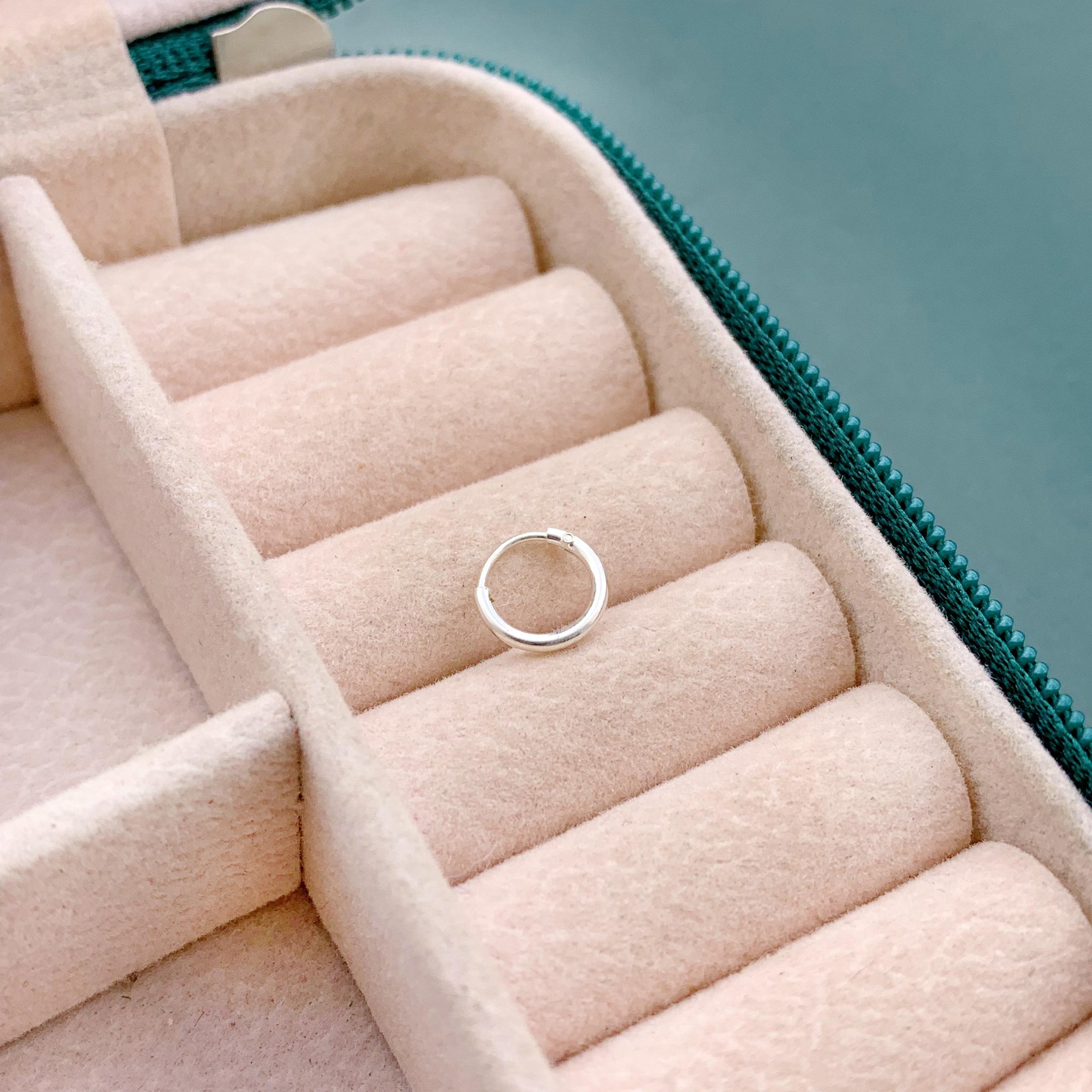 Piercing Mini Argola de Cartilagem