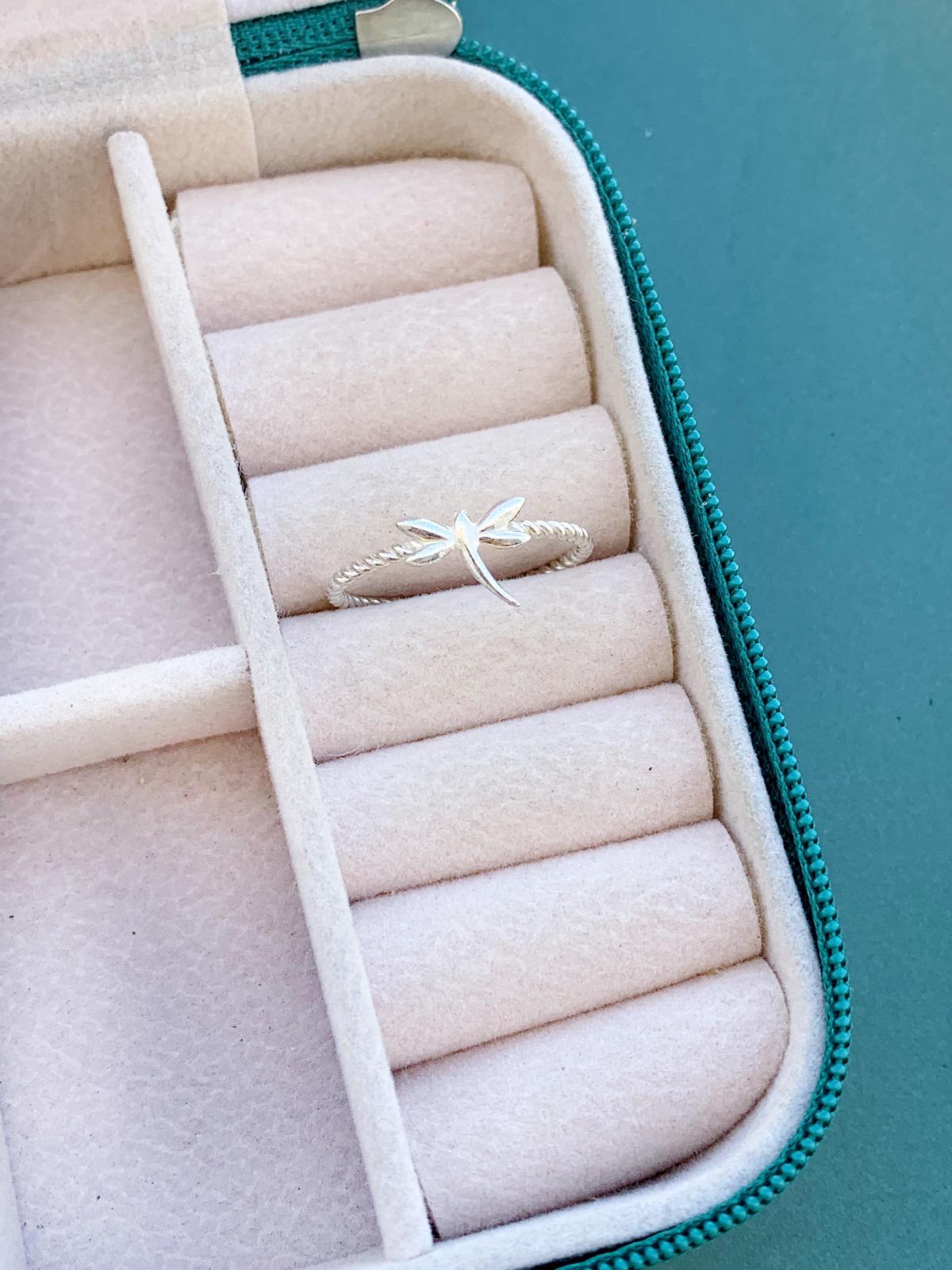 Anel Trabalhado Libélula Prata