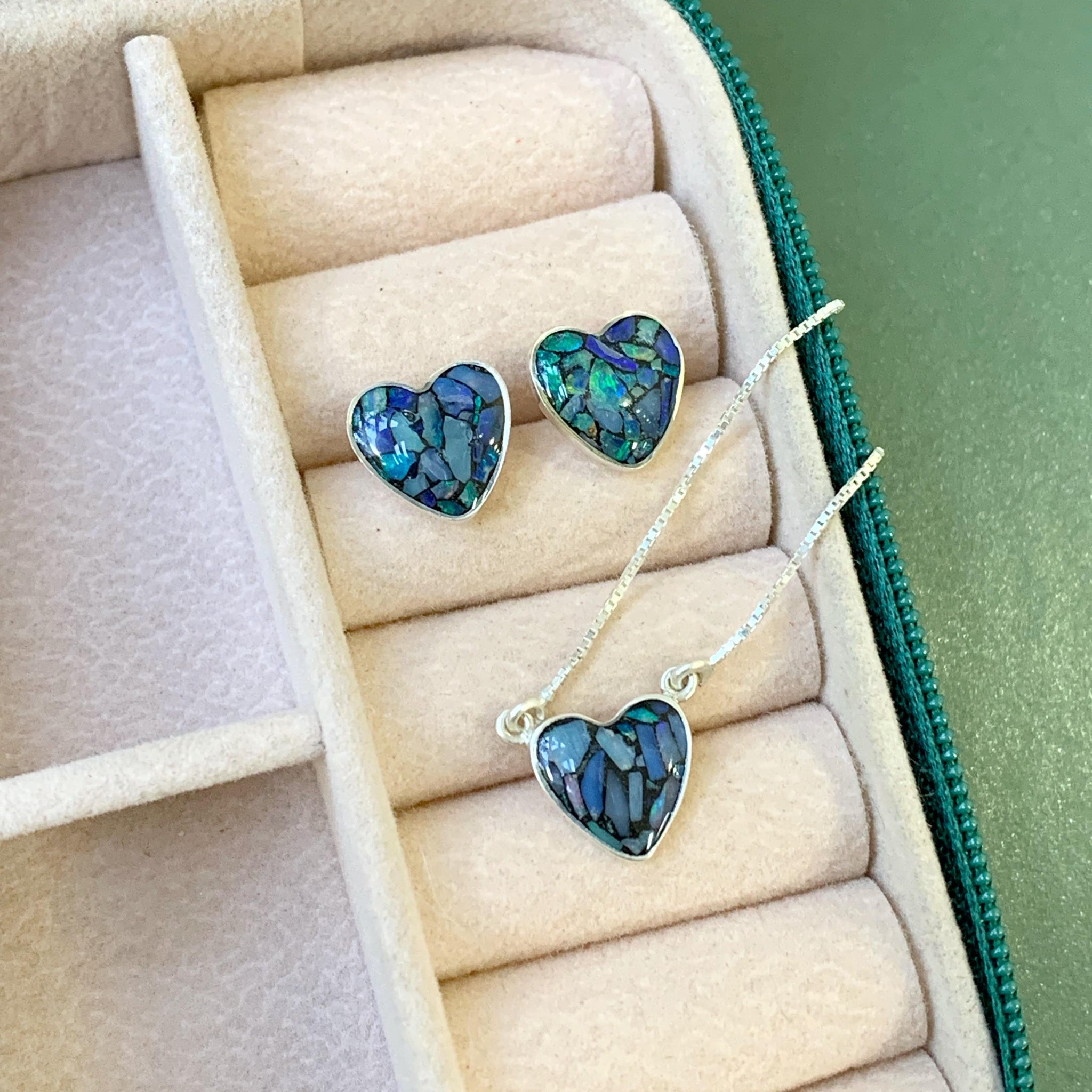 Conjunto Coração Baixo M em Opala