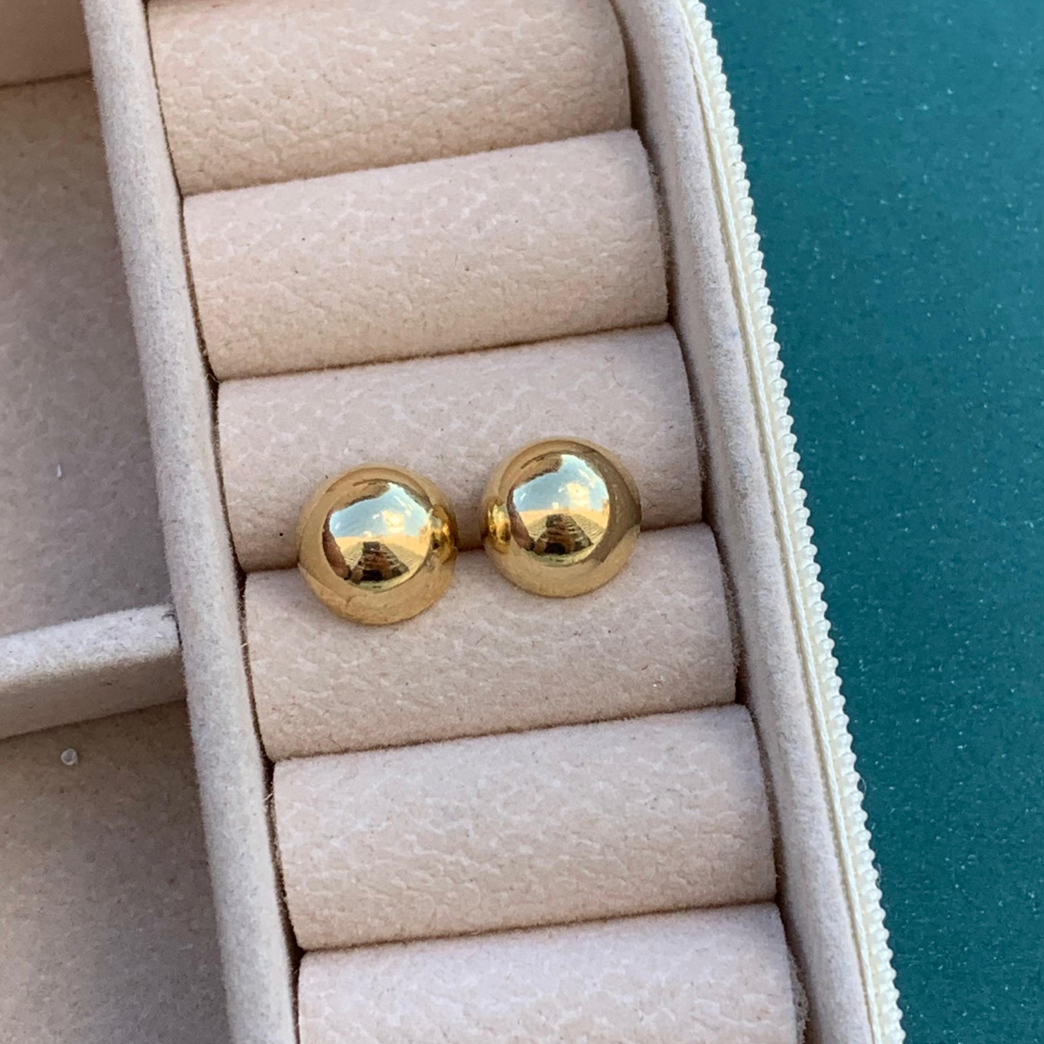 Brinco Meia Bola Folheado 10mm