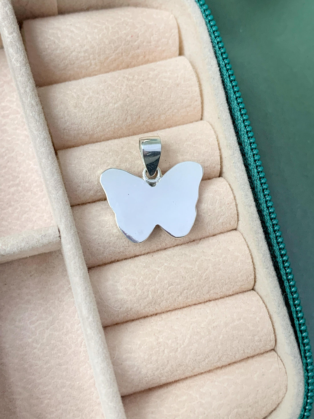 Pingente Borboleta em Opala M