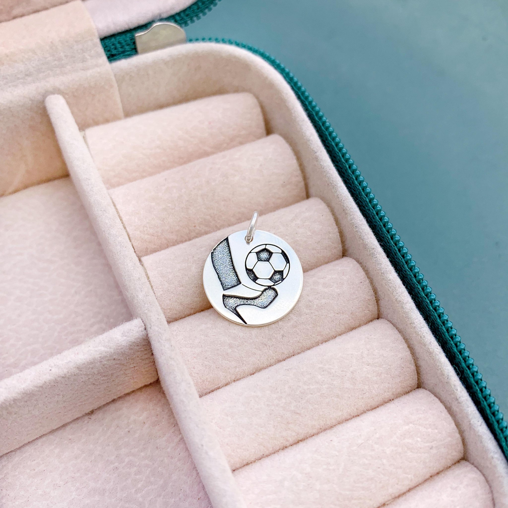 Pingente Medalha Salto e Bola