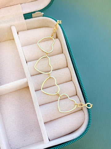 Pulseira 4 Corações Vazados Folheada