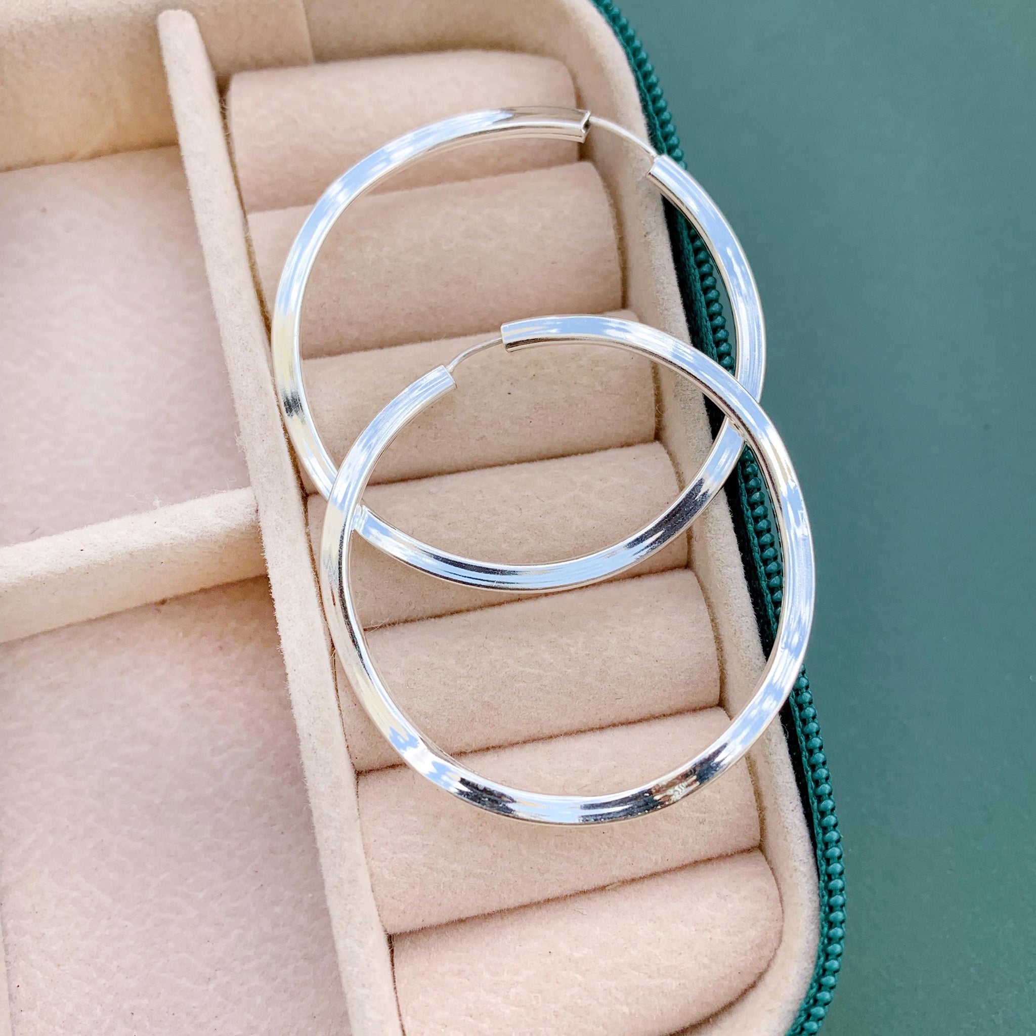 Argola Redonda Ondulada G