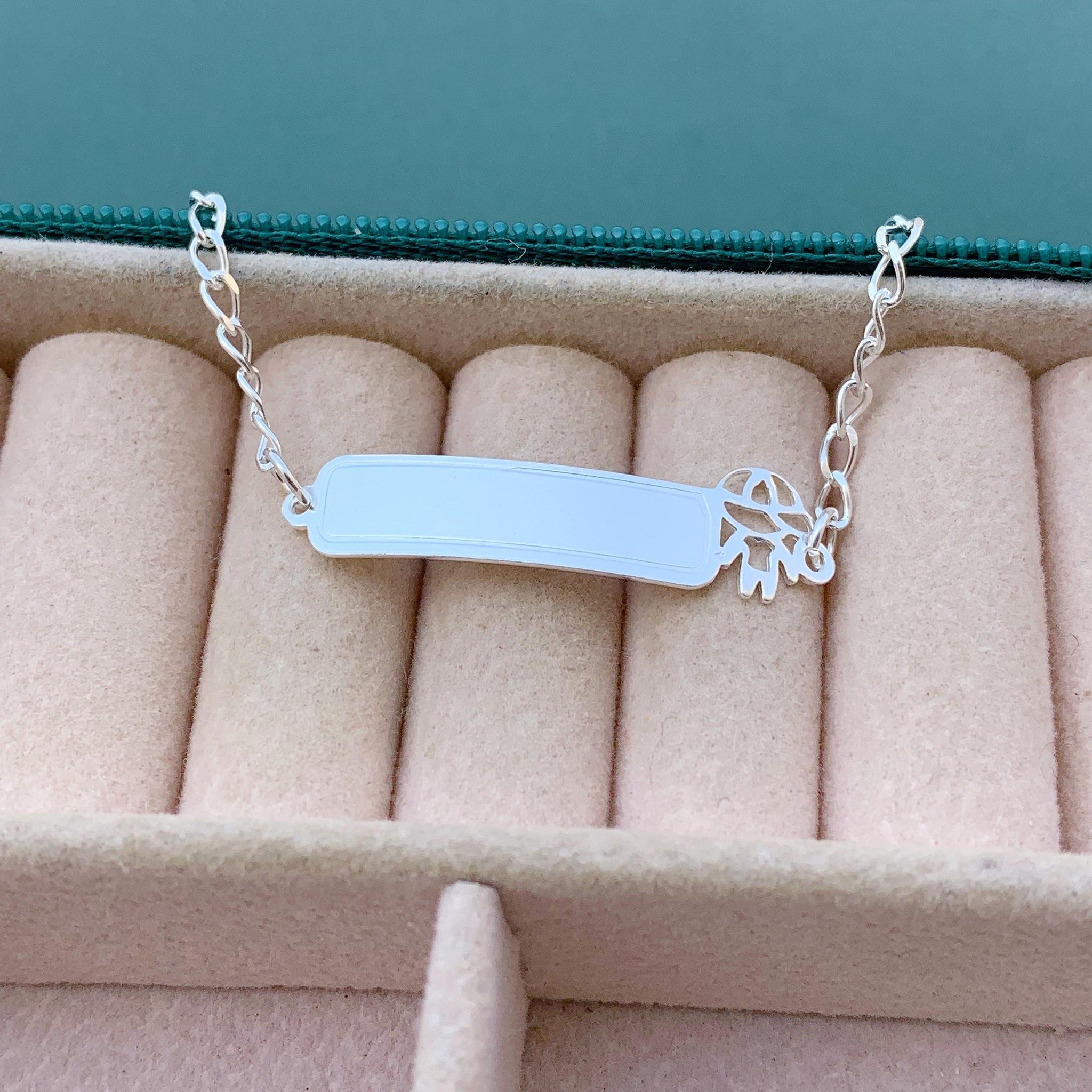 Pulseira Plaquinha Infantil Menino 1.8g