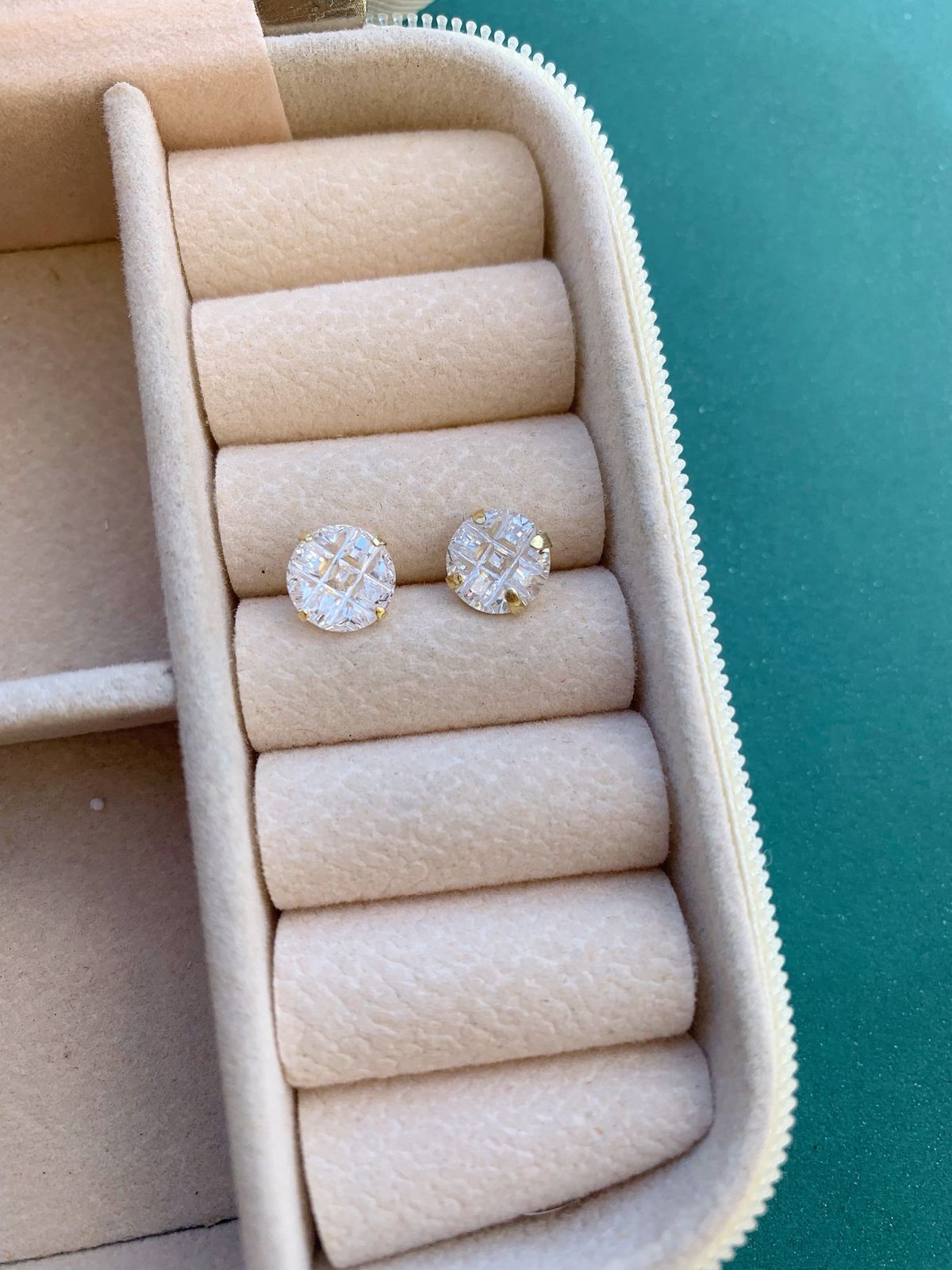 Brinco Redondo 8mm Riscado Folheado