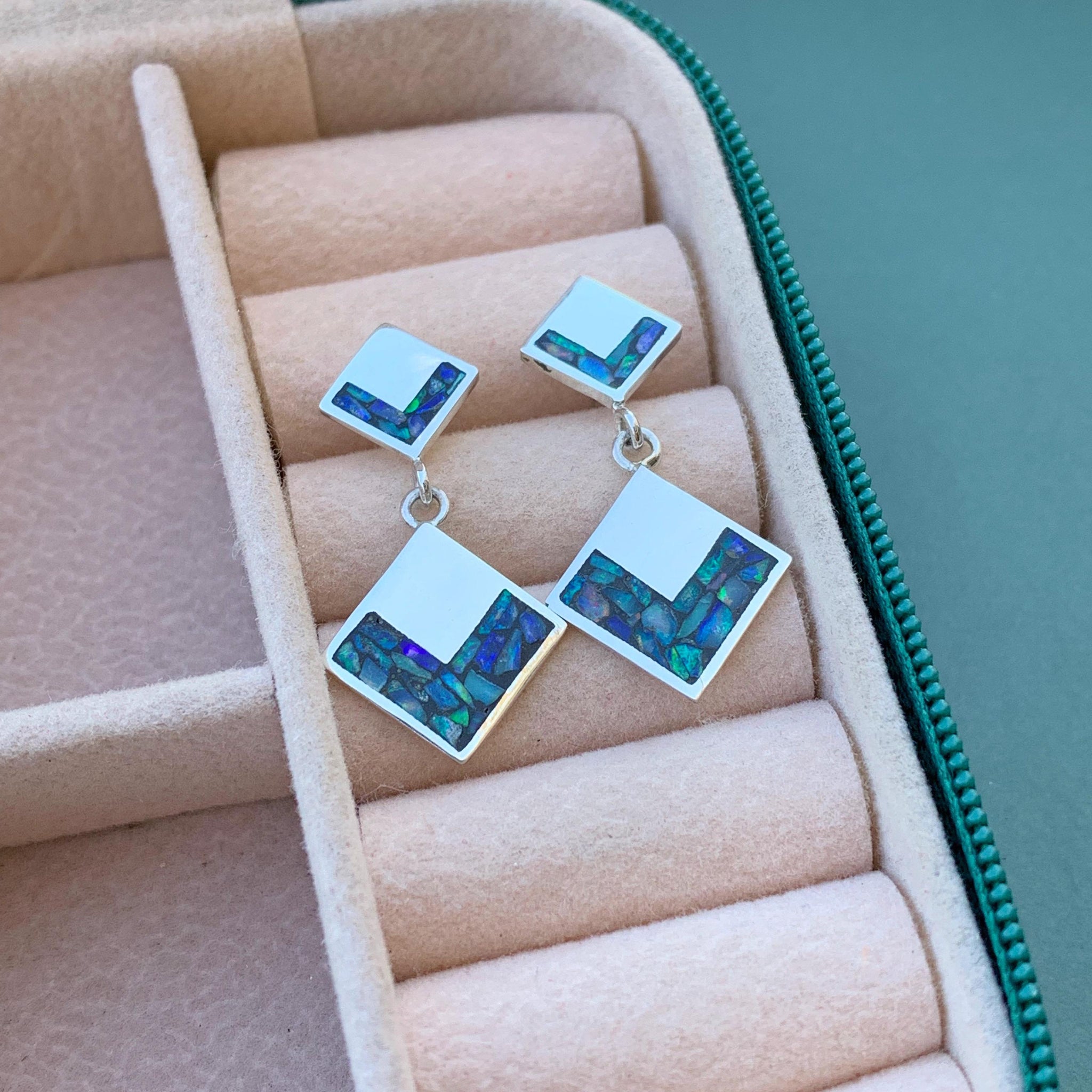 Brinco Diamante Pendurado Opala