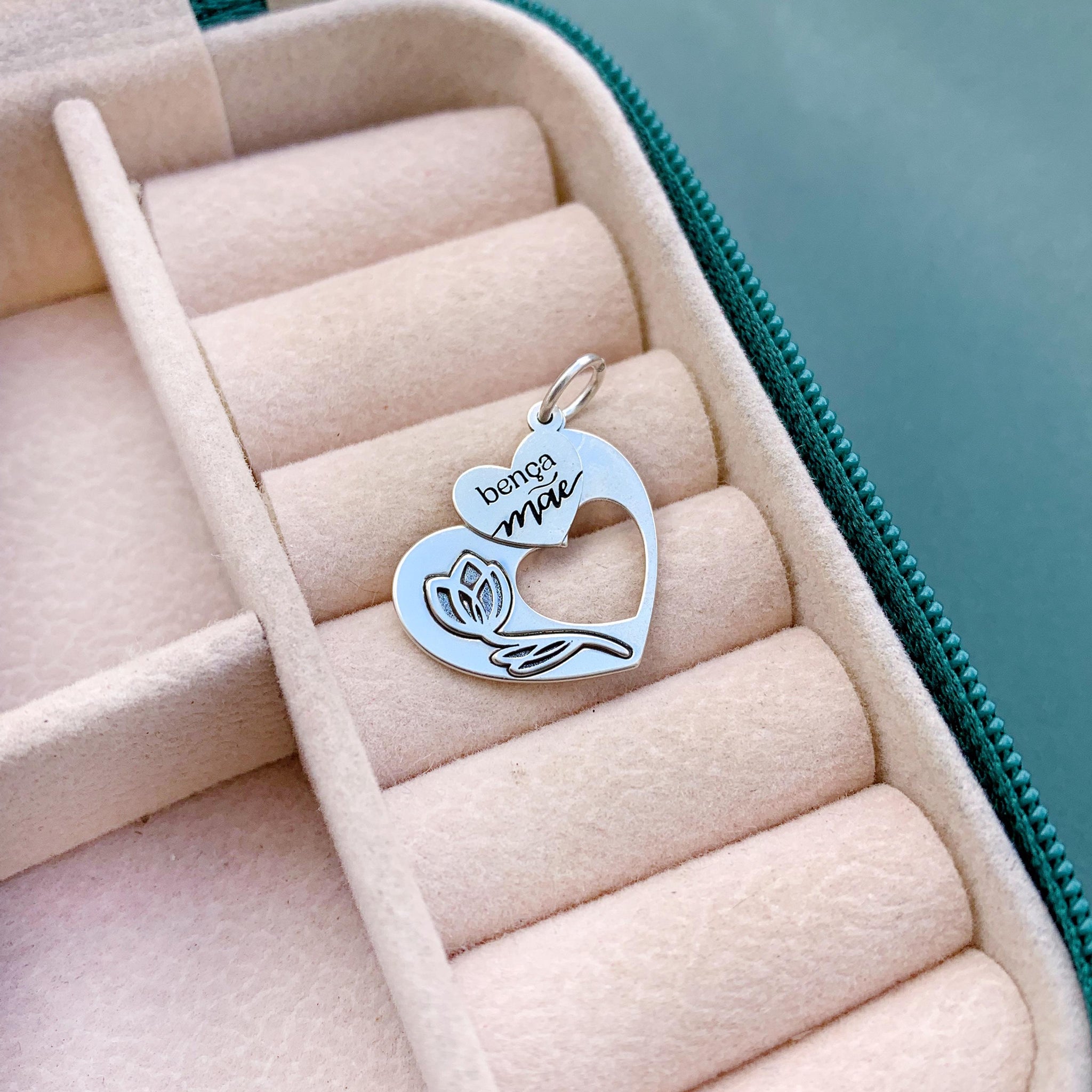 Pingente Patuá Bença Coração Rosa (Bença Mãe)