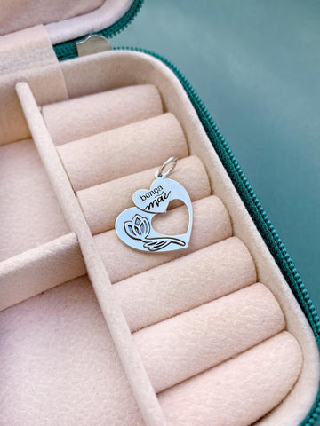 Pingente Patuá Bença Coração Rosa (Bença Mãe)