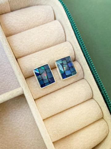 Brinco Retangular em Opala G