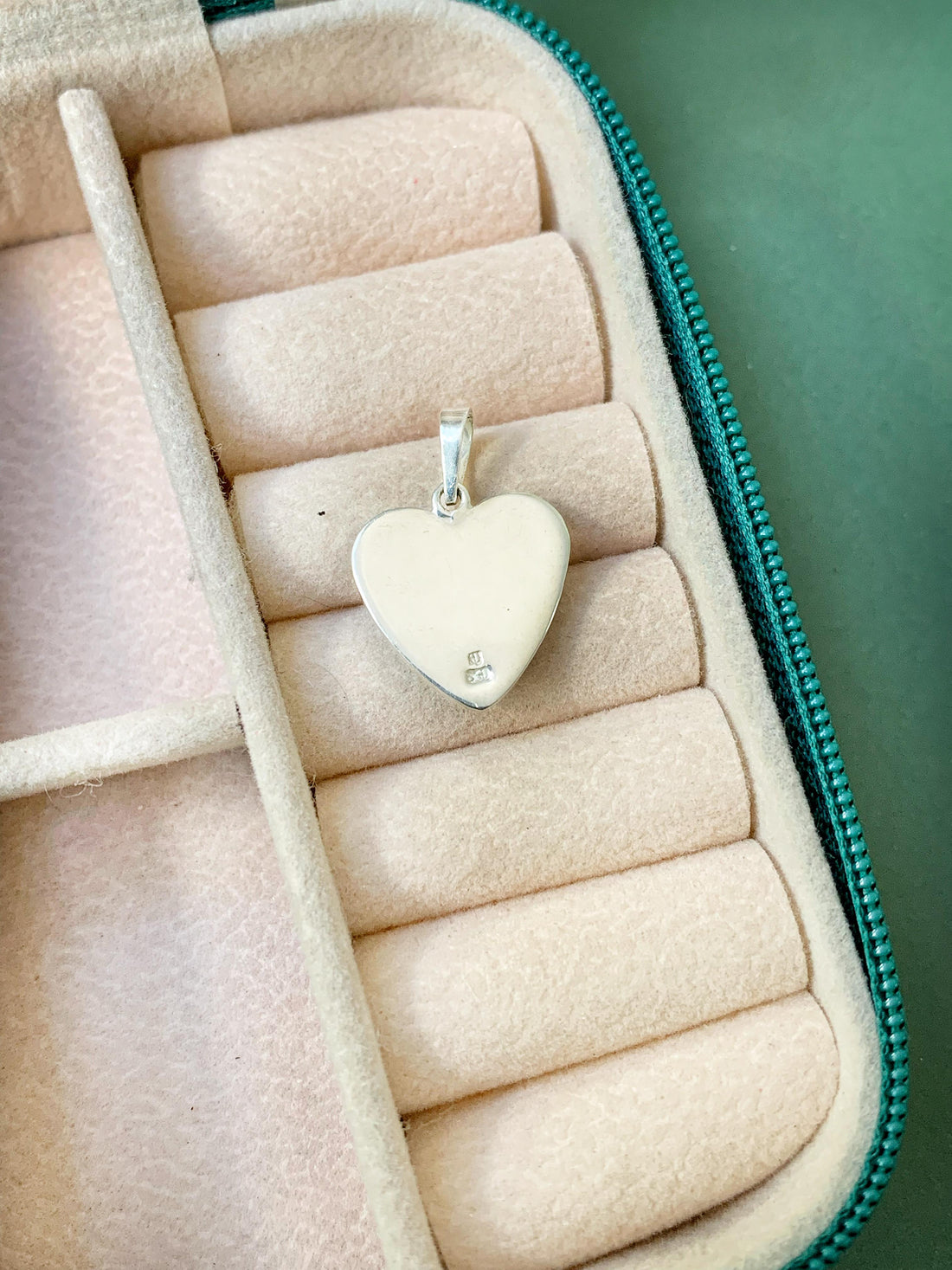 Pingente Coração em Opala GG